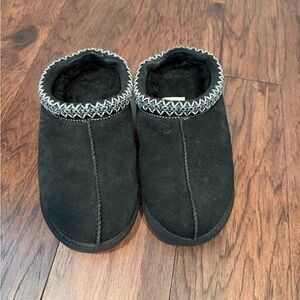 Ugg slippers